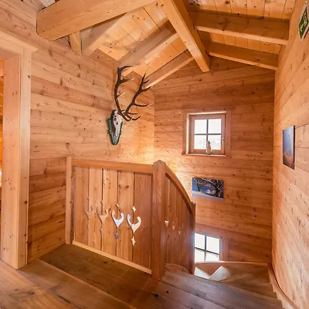 Alpine-lodge *